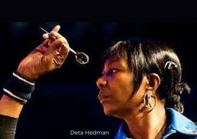 Deta Hedman: No voy a jugar contra un hombre en una competición femenina