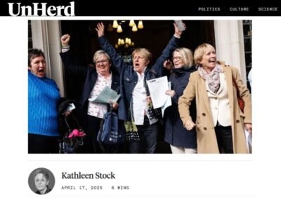 Kathleen Stock: Con cerebro, agallas y corazón, las mujeres ganaron la guerra de la identidad género