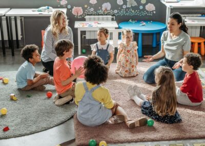 Las guarderías de la sanidad pública inglesa ofrecen orientación sobre identidad de género