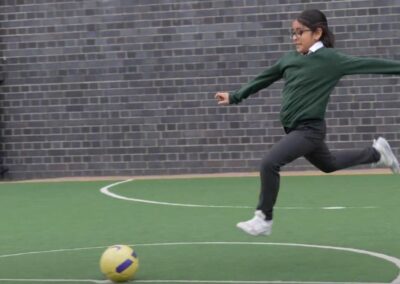 Las niñas necesitan categorías deportivas propias en todas las edades