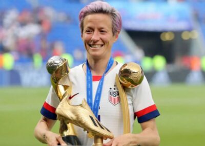 La estrella del fútbol estadounidense Megan Rapinoe está furiosa